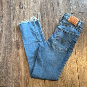Levi's Blue Ankle Cropped Jeans